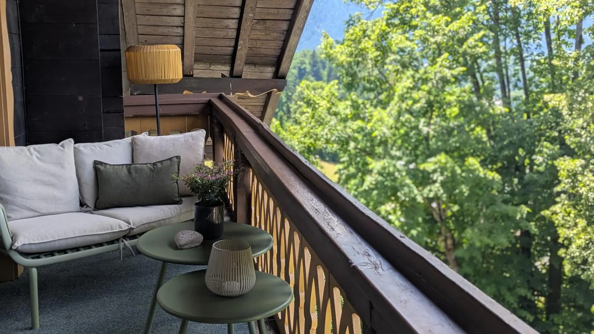 Die Watzmannsuite - Familienfreundliche Ferienwohnung In Historischer Villa Mit Kamin, Infrarotkabine, Balkon, Garten, Nur 10 Gehminuten Ins Zentrum Von Berchtesgaden Bischofswiesen Almanya
