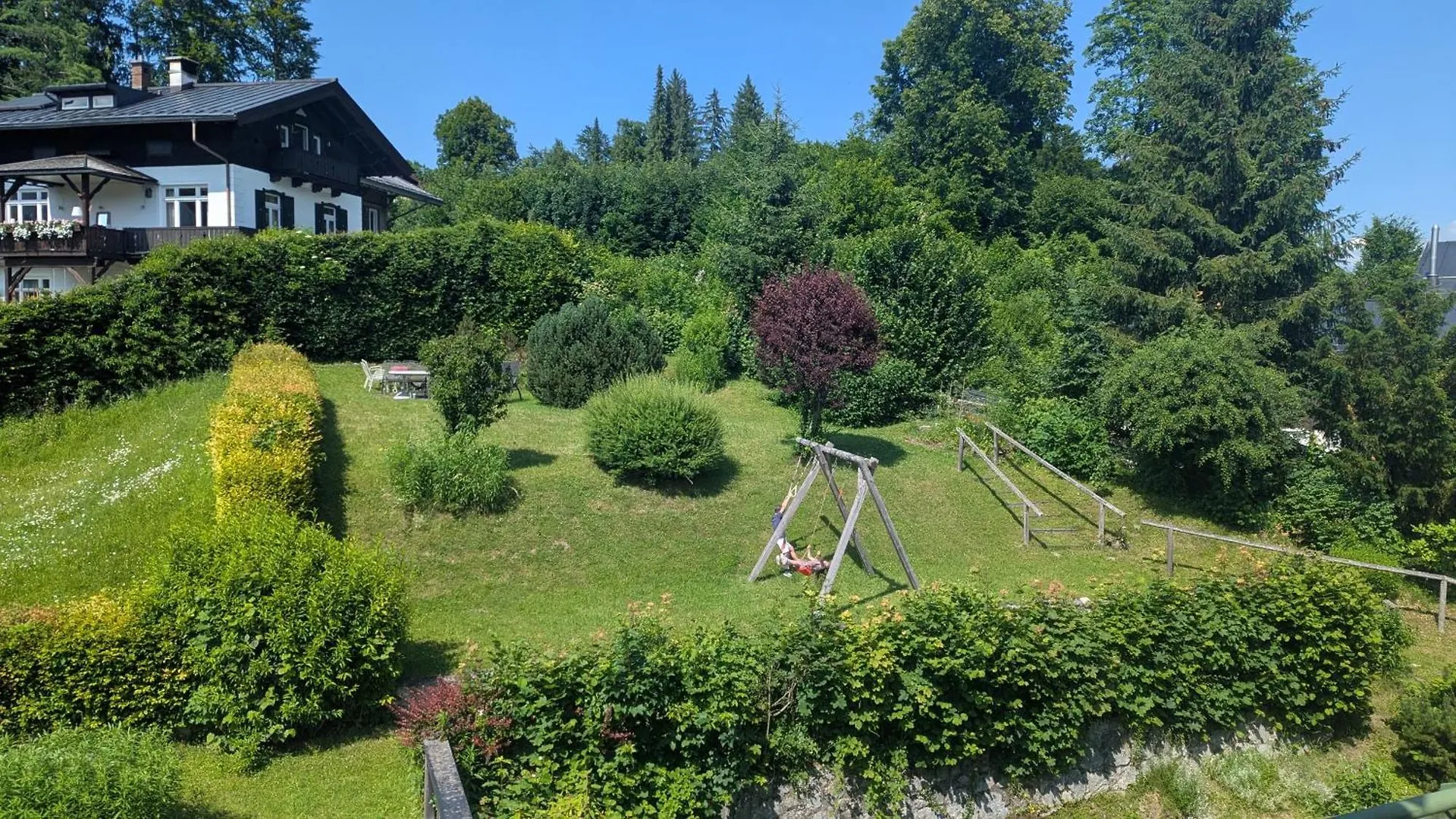 Die Watzmannsuite - Familienfreundliche Ferienwohnung In Historischer Villa Mit Kamin, Infrarotkabine, Balkon, Garten, Nur 10 Gehminuten Ins Zentrum Von Berchtesgaden Bischofswiesen