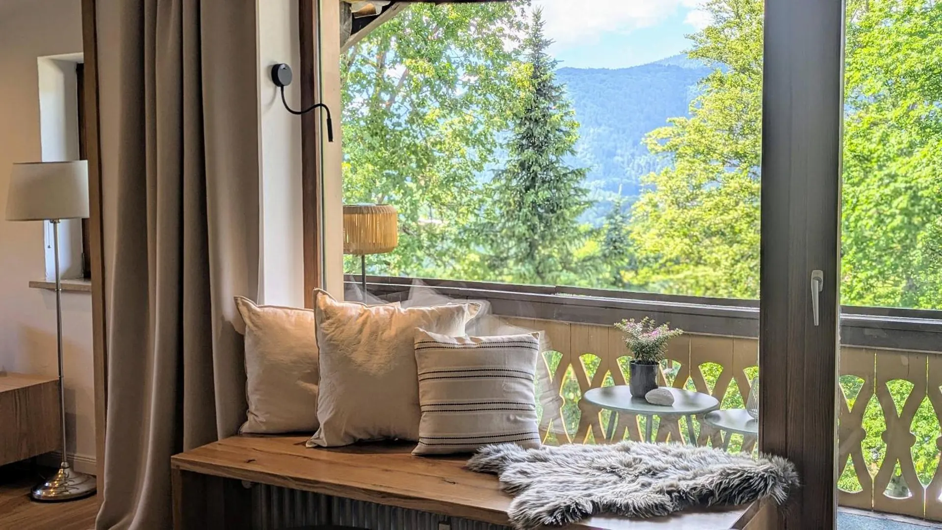 Daire Die Watzmannsuite - Familienfreundliche Ferienwohnung In Historischer Villa Mit Kamin, Infrarotkabine, Balkon, Garten, Nur 10 Gehminuten Ins Zentrum Von Berchtesgaden Bischofswiesen